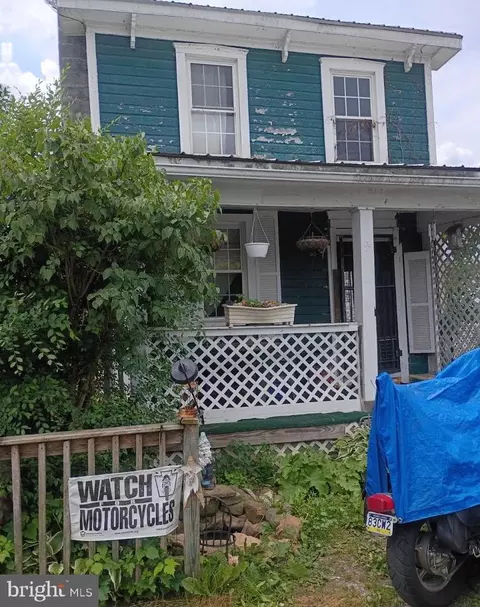 726 Water St, Orbisonia, PA 17243