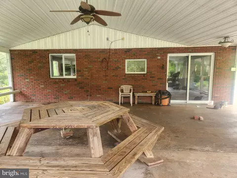 Exterior - 17059 Smith Valley Rd, Mapleton Depot, PA 17052 photo 4 of 14