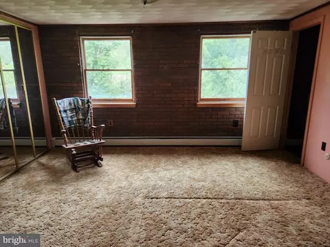 Bedroom - 17059 Smith Valley Rd, Mapleton Depot, PA 17052 photo 1 of 2