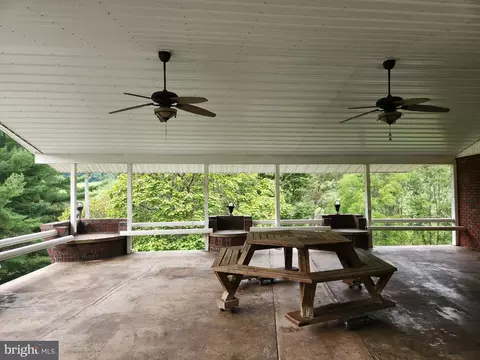Exterior - 17059 Smith Valley Rd, Mapleton Depot, PA 17052 photo 9 of 14
