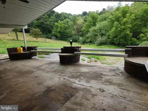Exterior - 17059 Smith Valley Rd, Mapleton Depot, PA 17052 photo 8 of 14