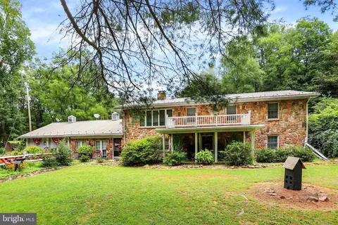 20253 Covered Bridge Rd, Orbisonia, PA 17243