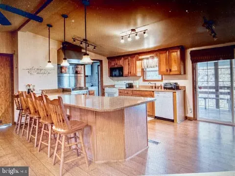 Kitchen - 7223 Turkeystop Ln, Mapleton, PA 17052 photo 1 of 3