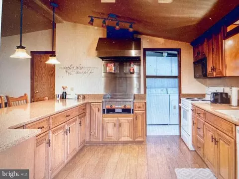 Kitchen - 7223 Turkeystop Ln, Mapleton, PA 17052 photo 3 of 3