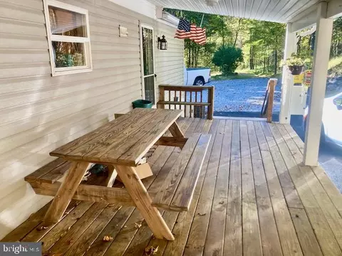 Exterior - 7223 Turkeystop Ln, Mapleton, PA 17052 photo 4 of 4