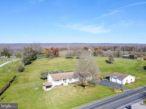 5420 Charter Oak Rd, Petersburg, PA 16669