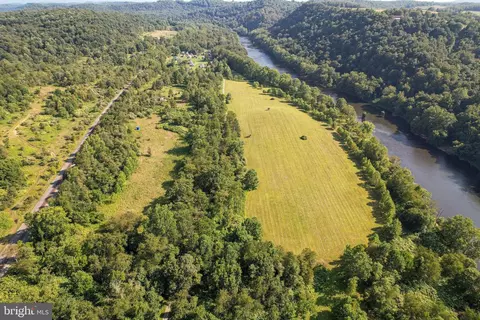 000 Off White Station Rd, Saltsburg, PA 15681