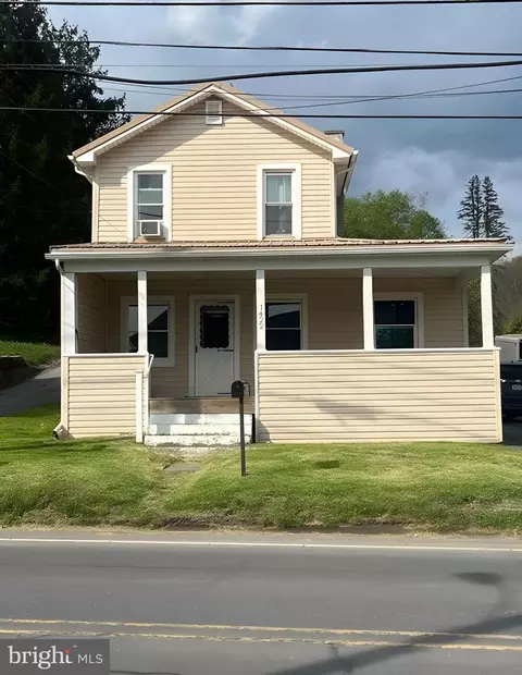 1422 Main St E, Reynoldsville, PA 15851