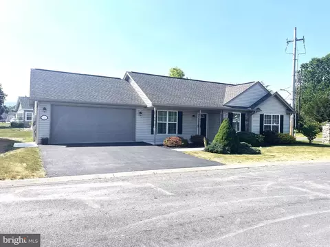 22 Cheswyck, Mcalisterville, PA 17049