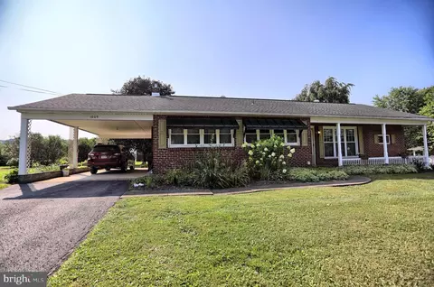 1009 Main St, Port Royal, PA 17082