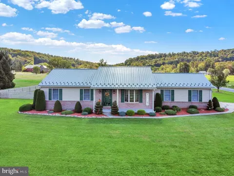 148 Shade Chris Ln, Mcalisterville, PA 17049