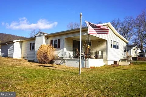 1895 Arch Rock Rd, Mifflintown, PA 17059