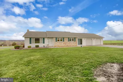 7961 Mountain Rd, Port Royal, PA 17082