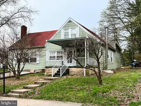 239 Dolan Heights Rd, Mifflintown, PA 17059