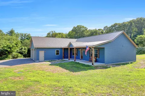 704 Light Rd, Liverpool, PA 17045