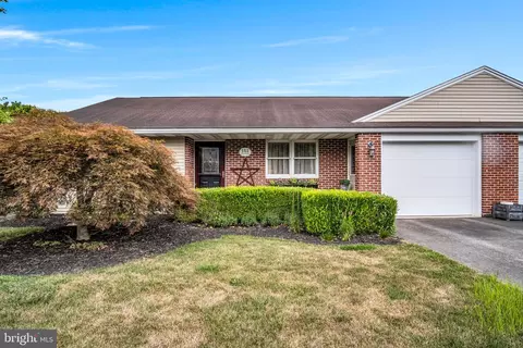 151 Pin Oak Rd, Thompsontown, PA 17094