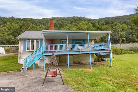 15388 William Penn Hwy, Millerstown, PA 17062