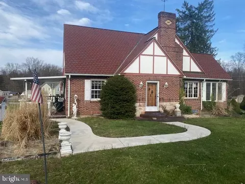 47 Swamp Rd, Mifflintown, PA 17059