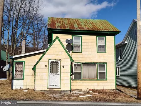 491 W Main St, Thompsontown, PA 17094