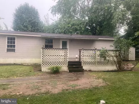 220 Foster St, Mexico, PA 17056