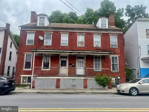 107 109 North Main St, Mifflintown, PA 17059