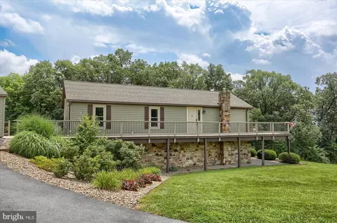 444 S Ridge Rd, Mifflintown, PA 17059