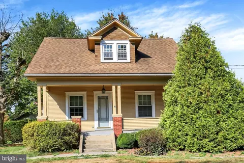 595 Swamp Rd, Mifflintown, PA 17059