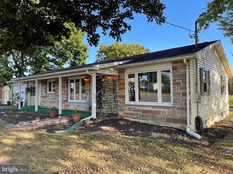 28334 N Rt 35, Mifflintown, PA 17059