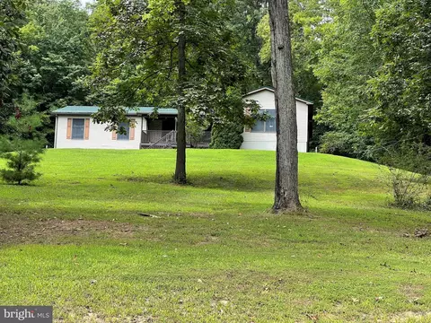 250 Oak Ln, Mifflintown, PA 17059