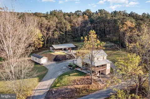 1180 Campbell Hollow Rd, East Waterford, PA 17021
