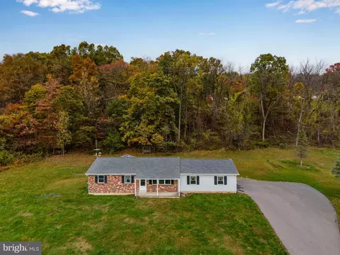131 Ritzman, Mcalisterville, PA 17049
