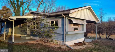 2633 Old Trail Rd, Liverpool, PA 17045