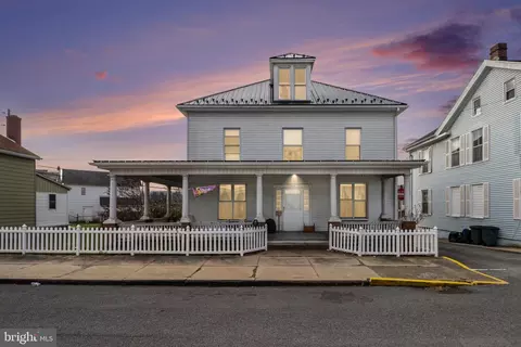 410 Orange St, Mifflintown, PA 17059