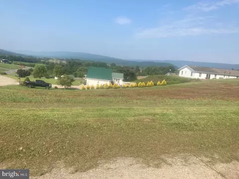 33 Hill Crest Dr, Mifflin, PA 17058