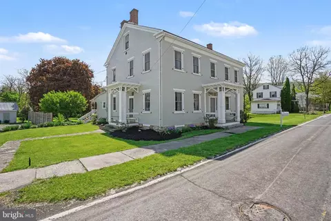 274 S Mill St, Thompsontown, PA 17094