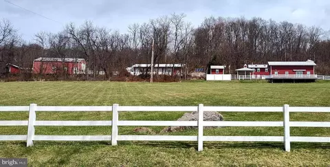1339 Spruce Hill Rd, Port Royal, PA 17082