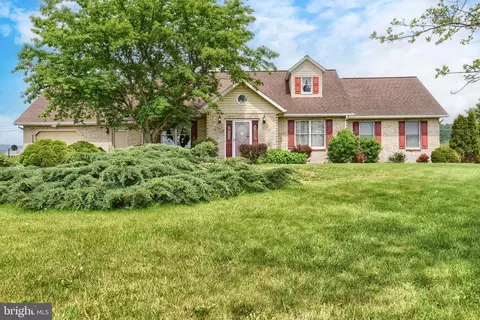217 Musser Rd, Mcalisterville, PA 17049