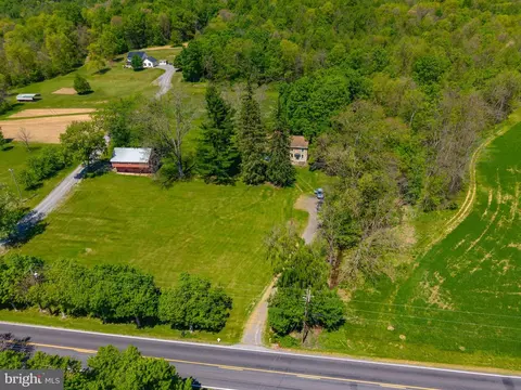 15571 Route 35 S, Mifflin, PA 17058