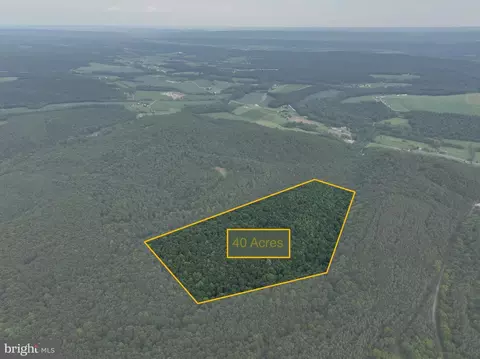 Mccoy Road, Thompsontown, PA 17094
