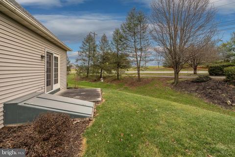 88 Pebble Creek Dr, Lititz, PA 17543 photo 4