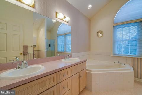 37 Canterbury Ct, Lititz, PA 17543 photo 30