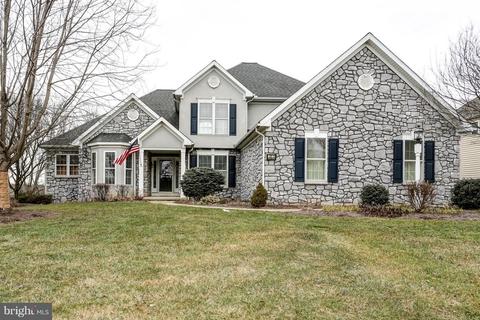 371 Ecker Dr, Lititz, PA 17543 photo 1