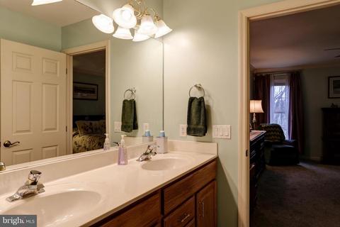 371 Ecker Dr, Lititz, PA 17543 photo 31