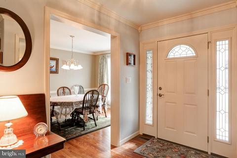371 Ecker Dr, Lititz, PA 17543 photo 3