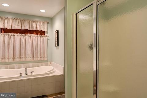 371 Ecker Dr, Lititz, PA 17543 photo 32