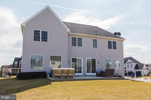 694 Warminster Ln, Lititz, PA 17543 photo 7