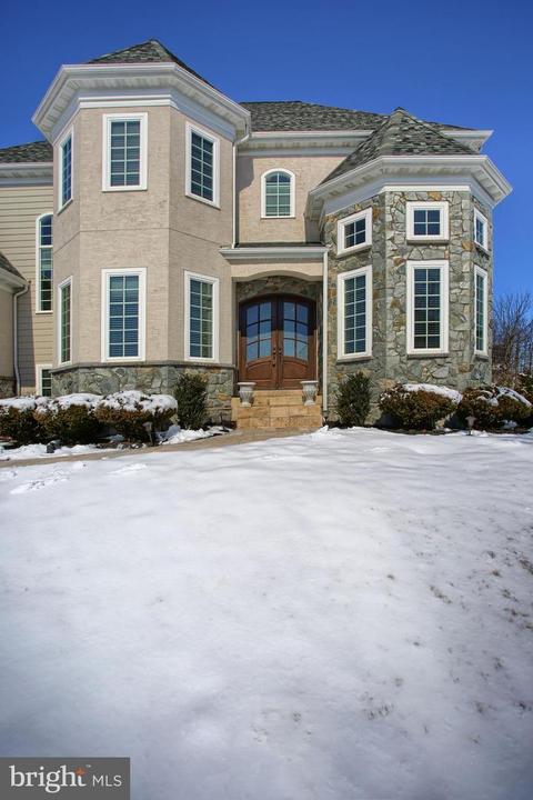 736 Integrity Dr, Lititz, PA 17543 photo 5