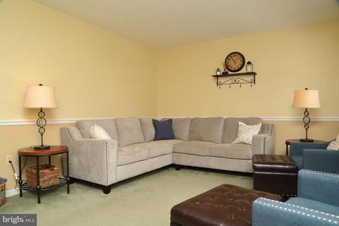 307 Partridge Dr, Lititz, PA 17543 photo 3
