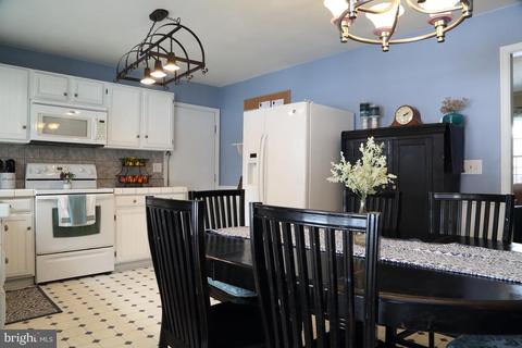 307 Partridge Dr, Lititz, PA 17543 photo 10