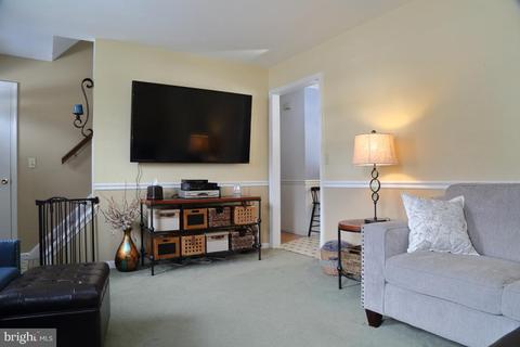 307 Partridge Dr, Lititz, PA 17543 photo 4